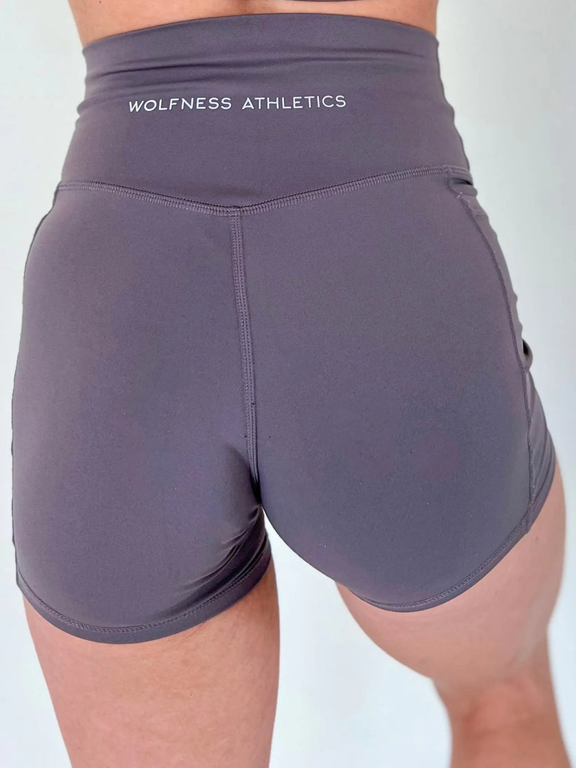 Amara Pocket Short - Storytelling Grey - Wolfness Athletics