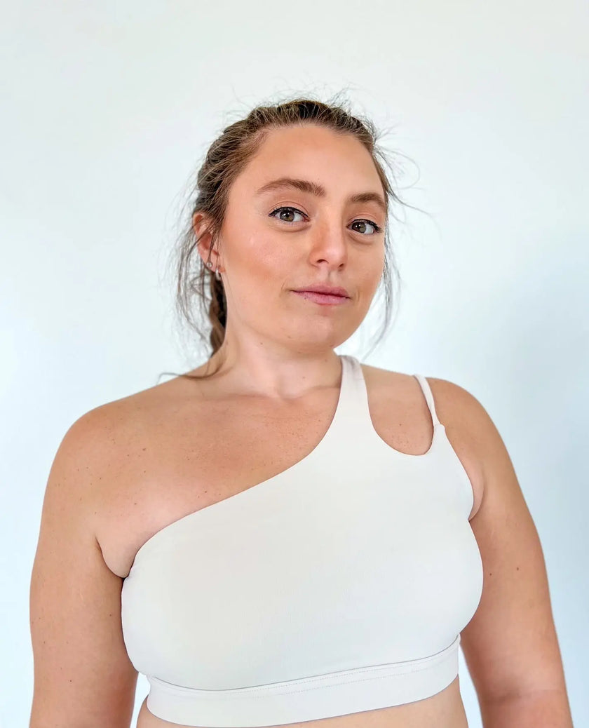 Amara Transcend Sports Bra - Virtuous Ivory - Wolfness Athletics