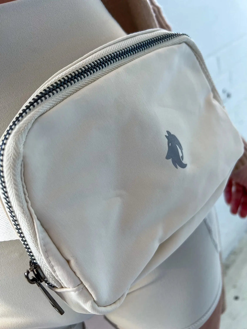 The Pack Bag- Ivory - Wolfness Athletics